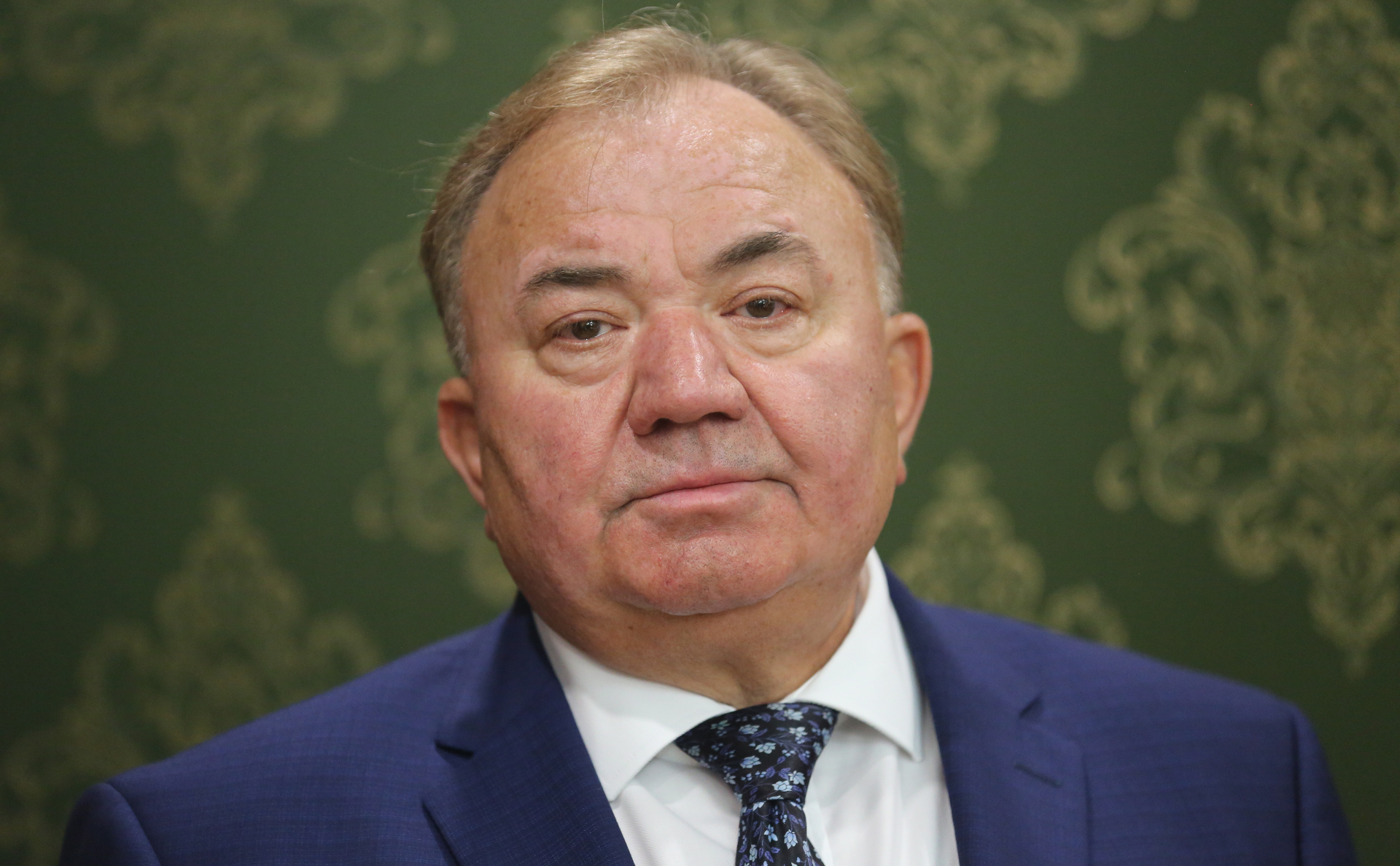 Глава Ингушетии поздравил жителей Адыгеи с Днём республики