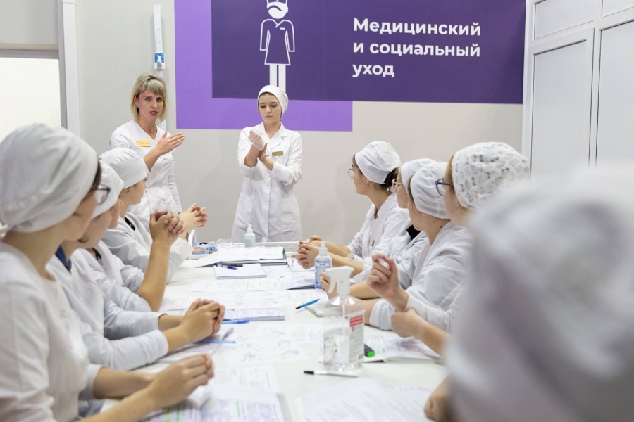 В борьбе с онкологическими заболеваниями: от хирурга до операционной сестры