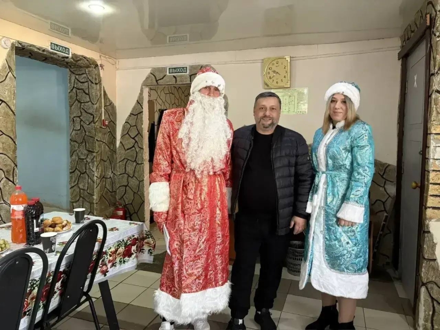 «Когда приходят чудеса»: новогодний праздник для тех, кто ждёт тепла больше всего