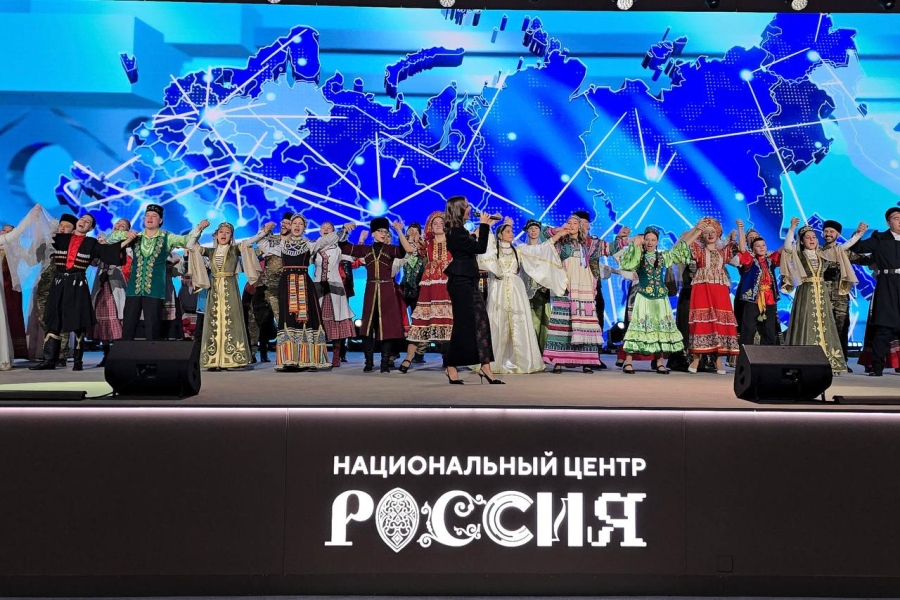 Хор Первых из Адыгеи принял участие в открытии Года единства народов России